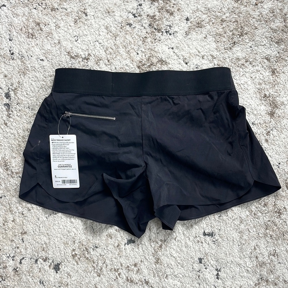 Athleta Mod Trekkie short